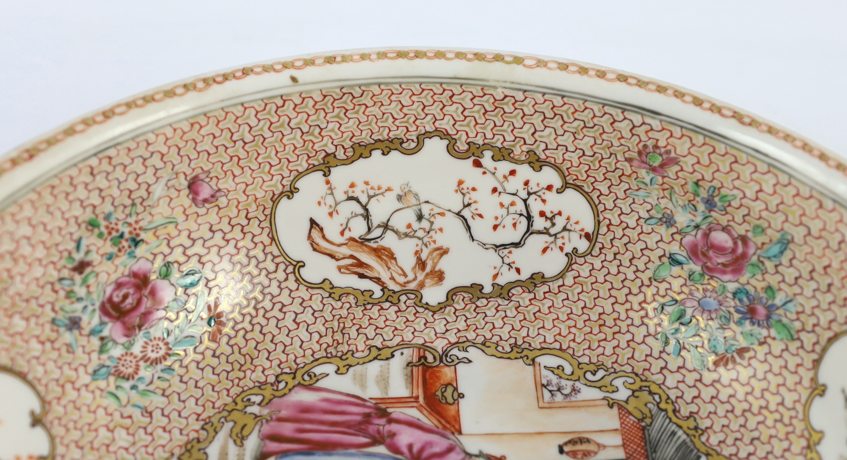 A Chinese enamelled porcelain Mandarin pattern water bottle (guglet) and basin, Qianlong period